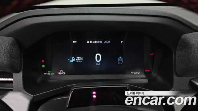 Ford Explorer 2025 — photo 8