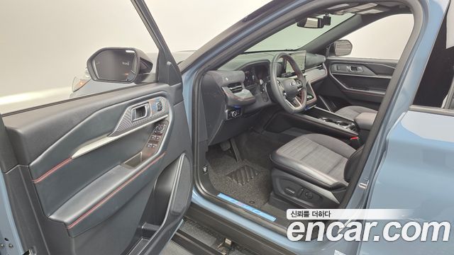 Ford Explorer 2025 — photo 11