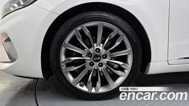 Kia K7 2020 — photo 5
