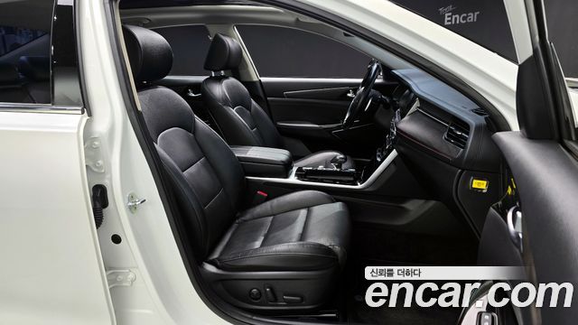 Kia K7 2020 — photo 10