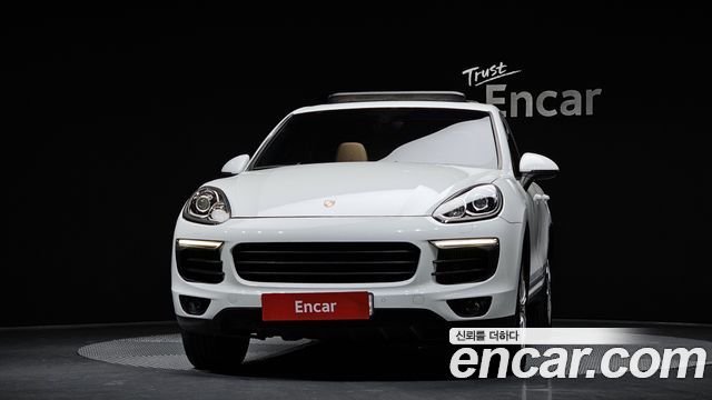 Porsche Cayenne 2016 — photo 3