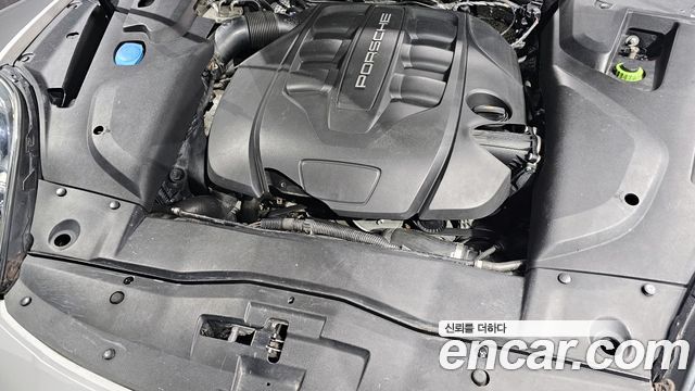 Porsche Cayenne 2016 — photo 6