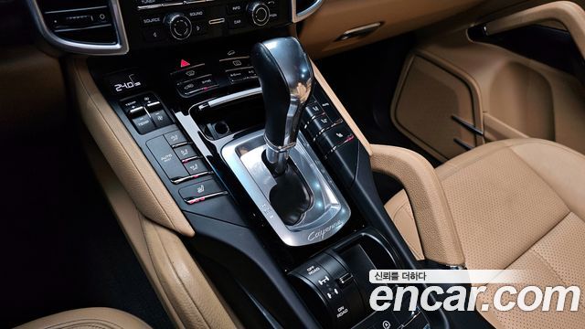 Porsche Cayenne 2016 — photo 9