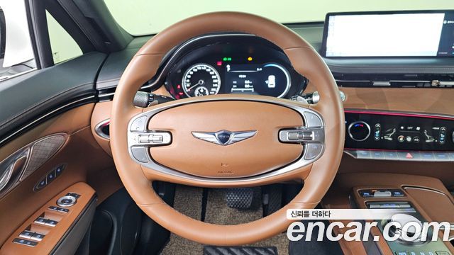 Genesis GV70 2021 — photo 14