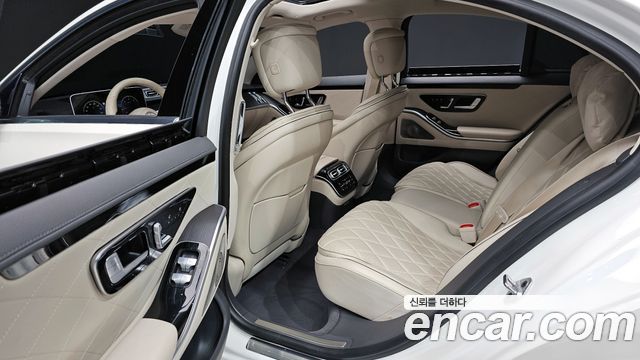Mercedes-Benz S-Class 2022 — photo 10