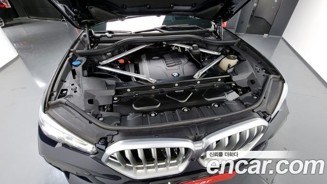 BMW X6 2021 — photo 6