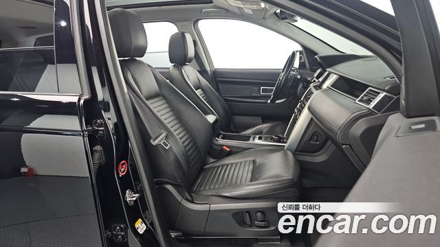 Land Rover Discovery Sport 2018 — photo 10