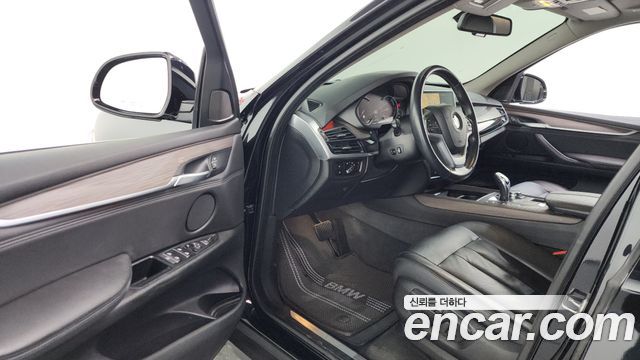 BMW X5 2016 — photo 10