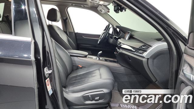BMW X5 2016 — photo 11