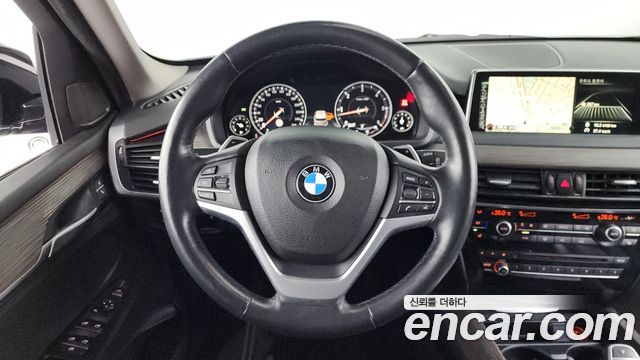 BMW X5 2016 — photo 13