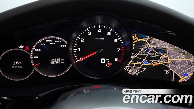 Porsche Panamera 2018 — photo 8