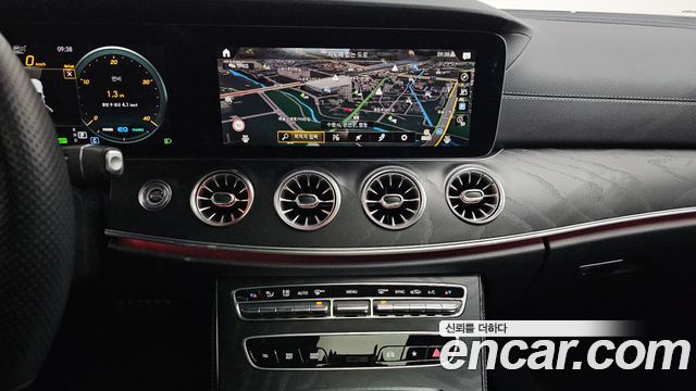 Mercedes-Benz CLS-Class 2022 — photo 14