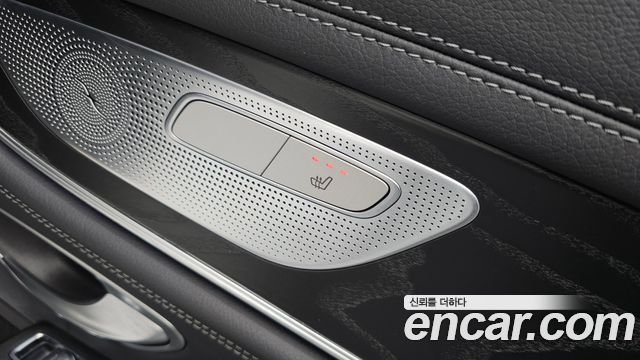 Mercedes-Benz CLS-Class 2022 — photo 18