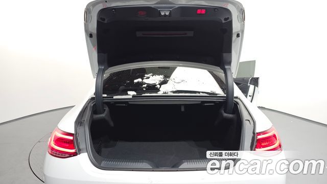 Mercedes-Benz CLS-Class 2022 — photo 20