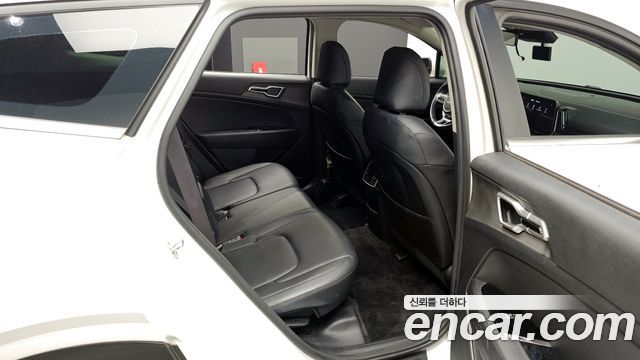 Kia Sportage 2022 — photo 12