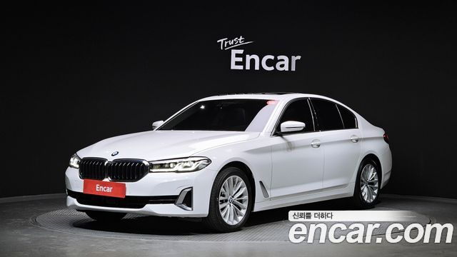 BMW 5-Series 2021 — photo 1