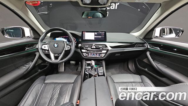 BMW 5-Series 2021 — photo 7