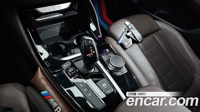 BMW X4 2021 — photo 9