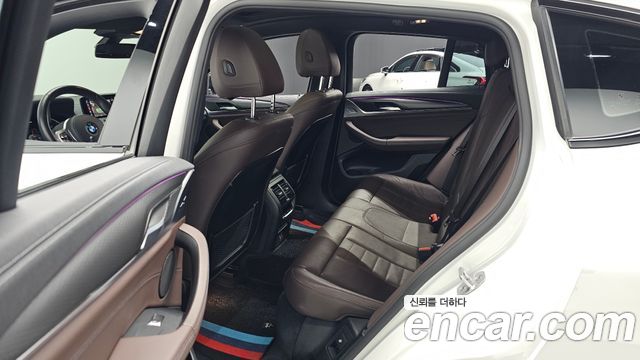 BMW X4 2021 — photo 11