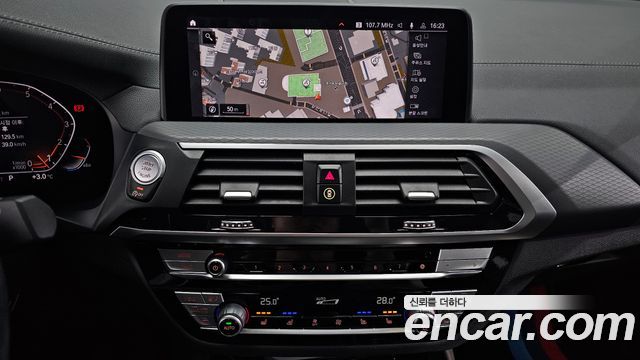 BMW X4 2021 — photo 14
