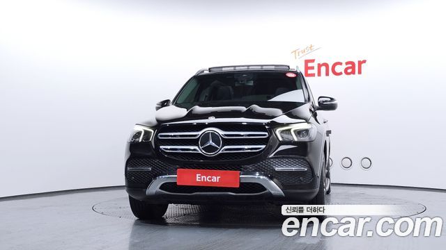 Mercedes-Benz GLE-Class 2020 — photo 3