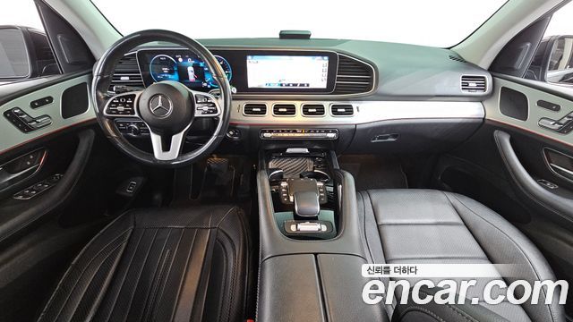 Mercedes-Benz GLE-Class 2020 — photo 7