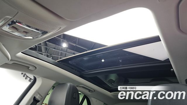 Mercedes-Benz GLE-Class 2020 — photo 19