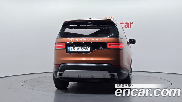 Land Rover Discovery 2017 — photo 4