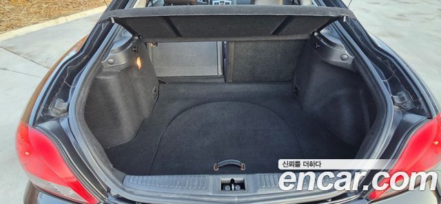 Hyundai Tuscani 2005 — photo 15
