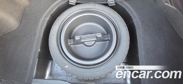 Hyundai Tuscani 2005 — photo 16