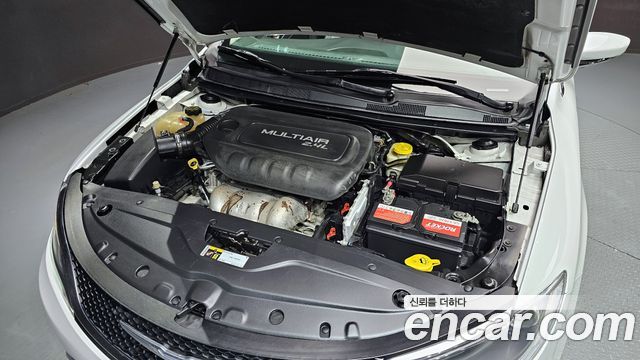 Chrysler 200 2015 — photo 6