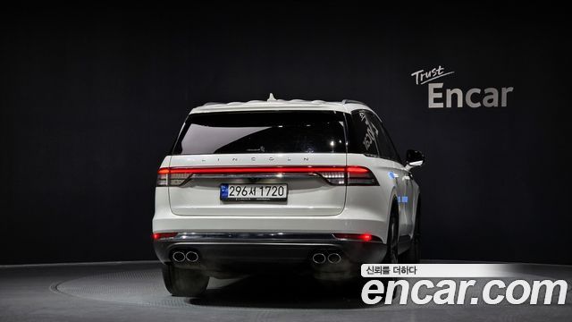 Lincoln Aviator 2023 — photo 4