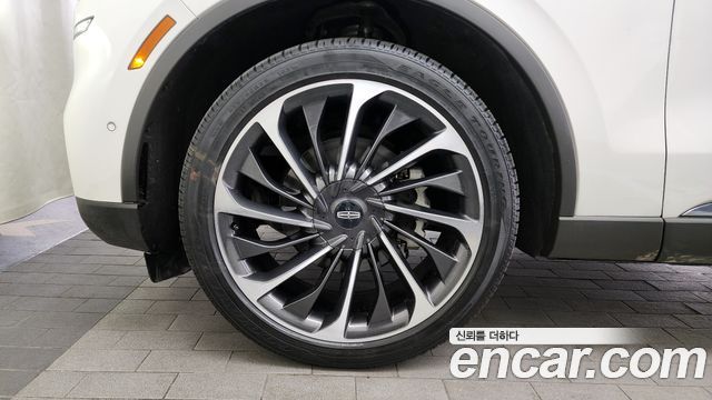 Lincoln Aviator 2023 — photo 5
