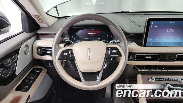 Lincoln Aviator 2023 — photo 13