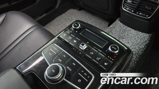 Kia K9 2014 — photo 19