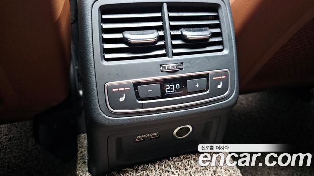 Audi A5 2021 — photo 17