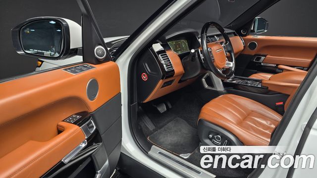 Land Rover Range Rover 2017 — photo 11