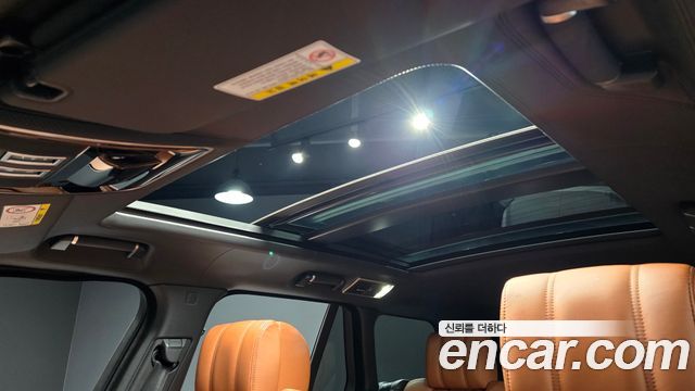 Land Rover Range Rover 2017 — photo 17
