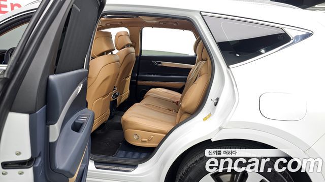 Genesis GV80 2022 — photo 13
