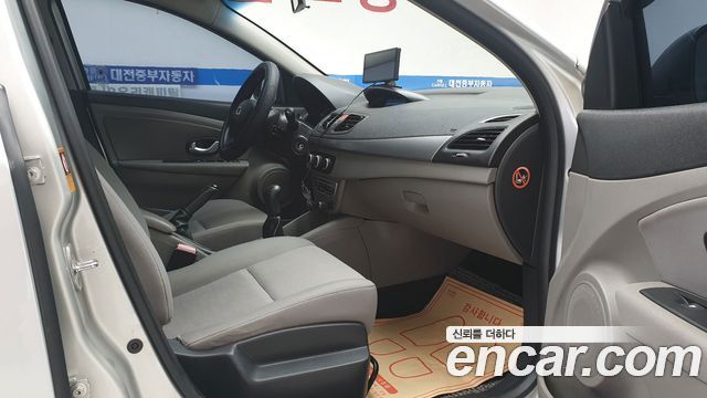 Renault Korea SM3 2011 — photo 14