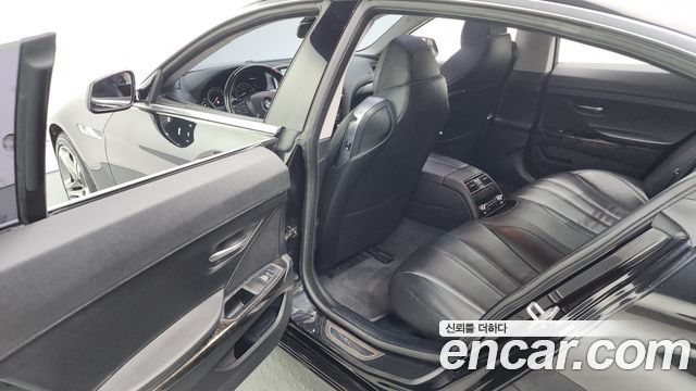 BMW 6-Series 2015 — photo 12
