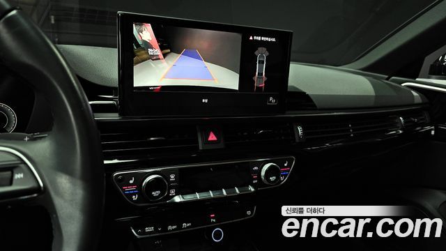 Audi A4 2021 — photo 15