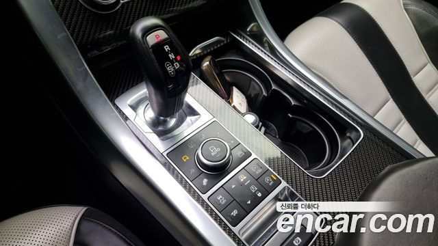 Land Rover Range Rover Sport 2016 — photo 9