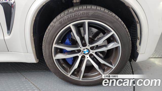 BMW X5M 2015 — photo 5