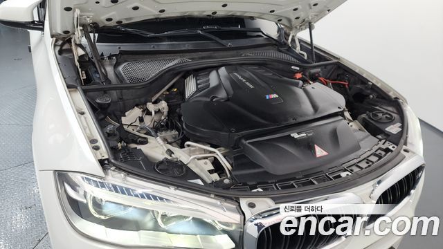 BMW X5M 2015 — photo 6