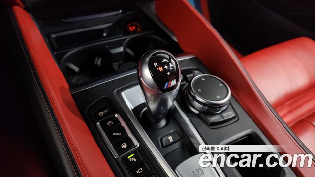 BMW X5M 2015 — photo 9