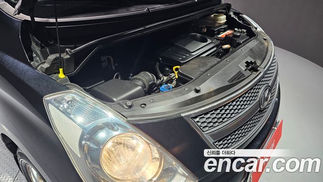 Hyundai Starex 2012 — photo 6