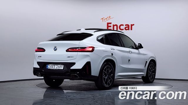 BMW X4 2023 — photo 2