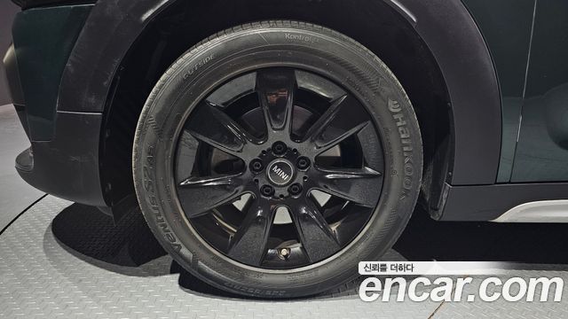 Mini Countryman 2018 — photo 5