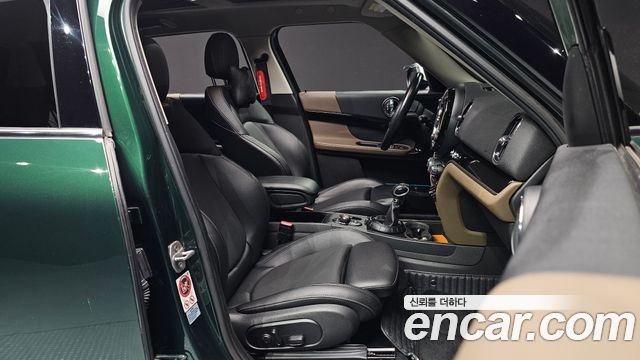 Mini Countryman 2018 — photo 10